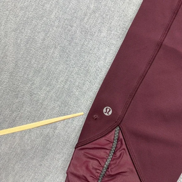 Lululemon Womens Leggings 8 Red Pace Queen Tight 26" Luxtreme Yoga Athletic - Picture 13 of 15